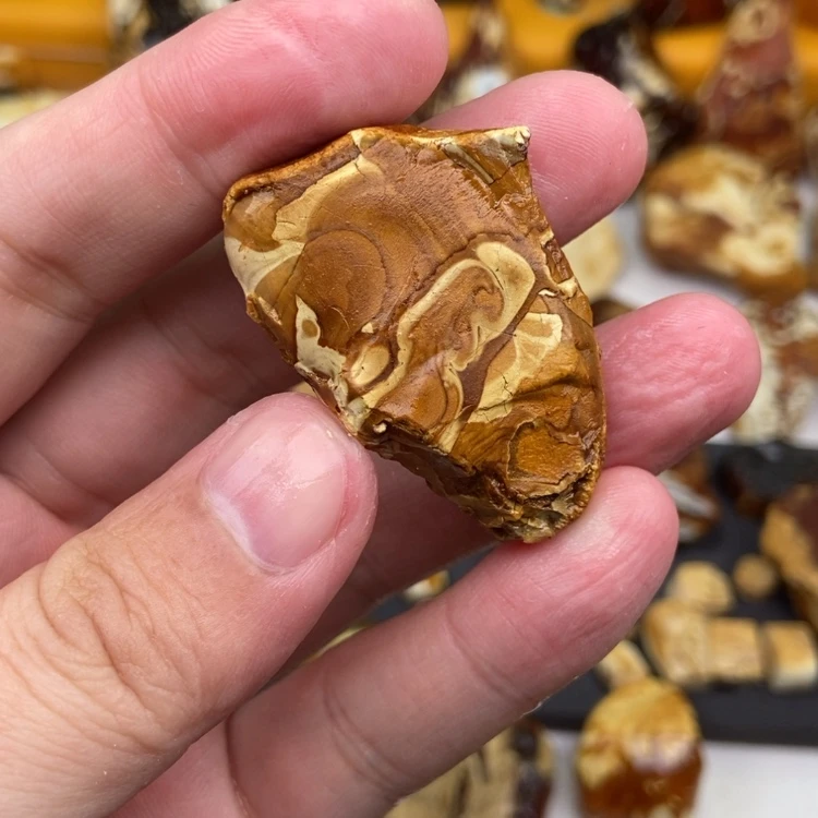 【闪购商品】定制琥珀未镶嵌C****?蜜蜡