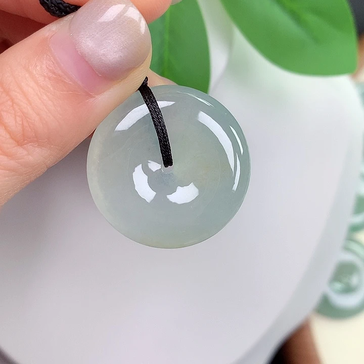 翡翠未镶嵌颈饰14:27-6.1