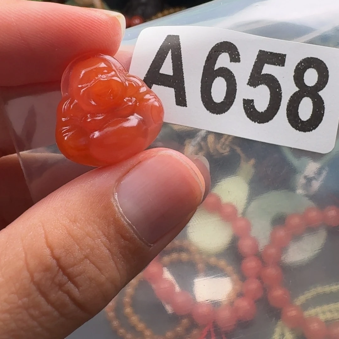 未镶嵌南红玛瑙珠宝奇石