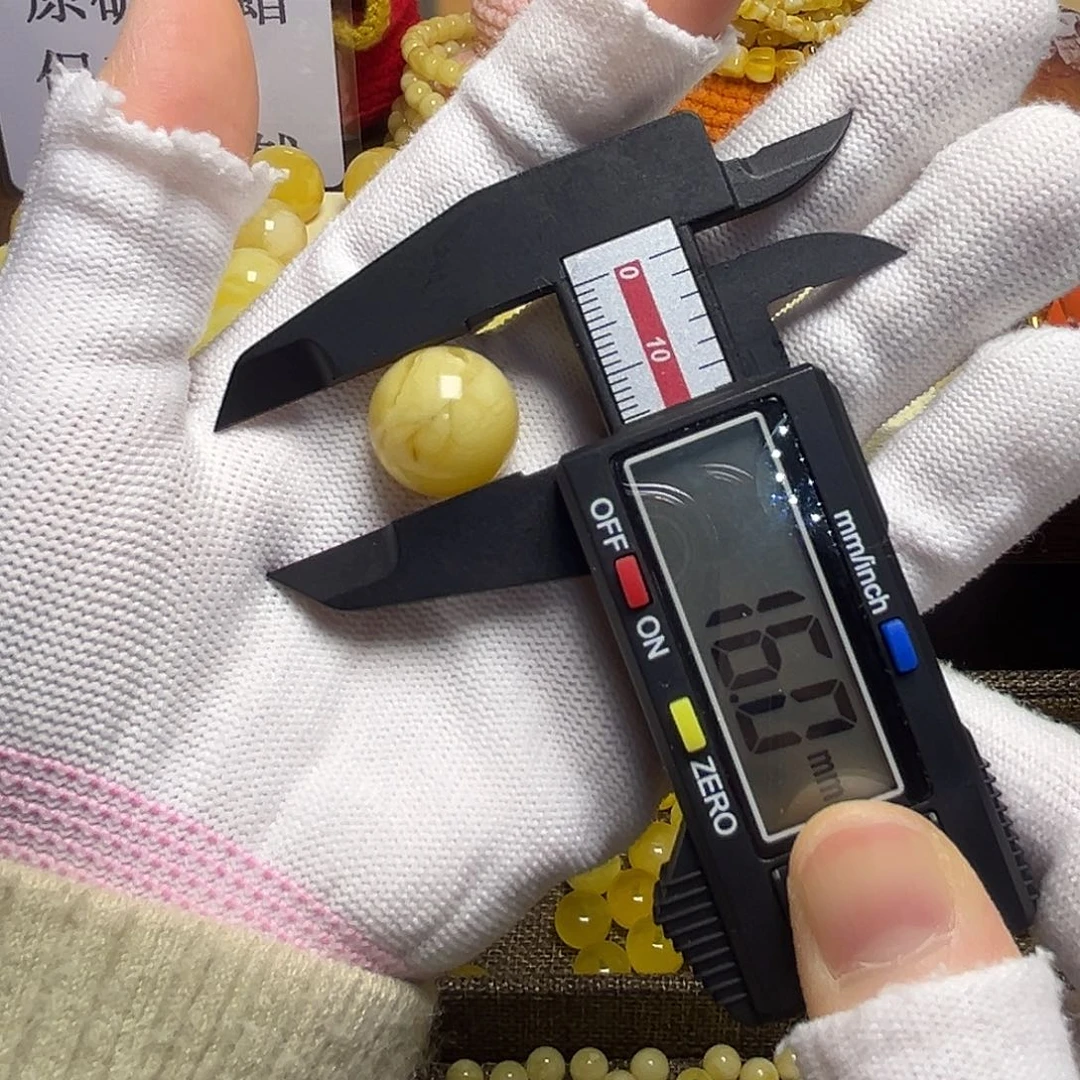 琥珀未镶嵌裸石16mm微瑕