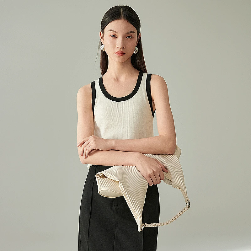 【小余专属】MOFAN摩凡秋新款米白毛针织衫