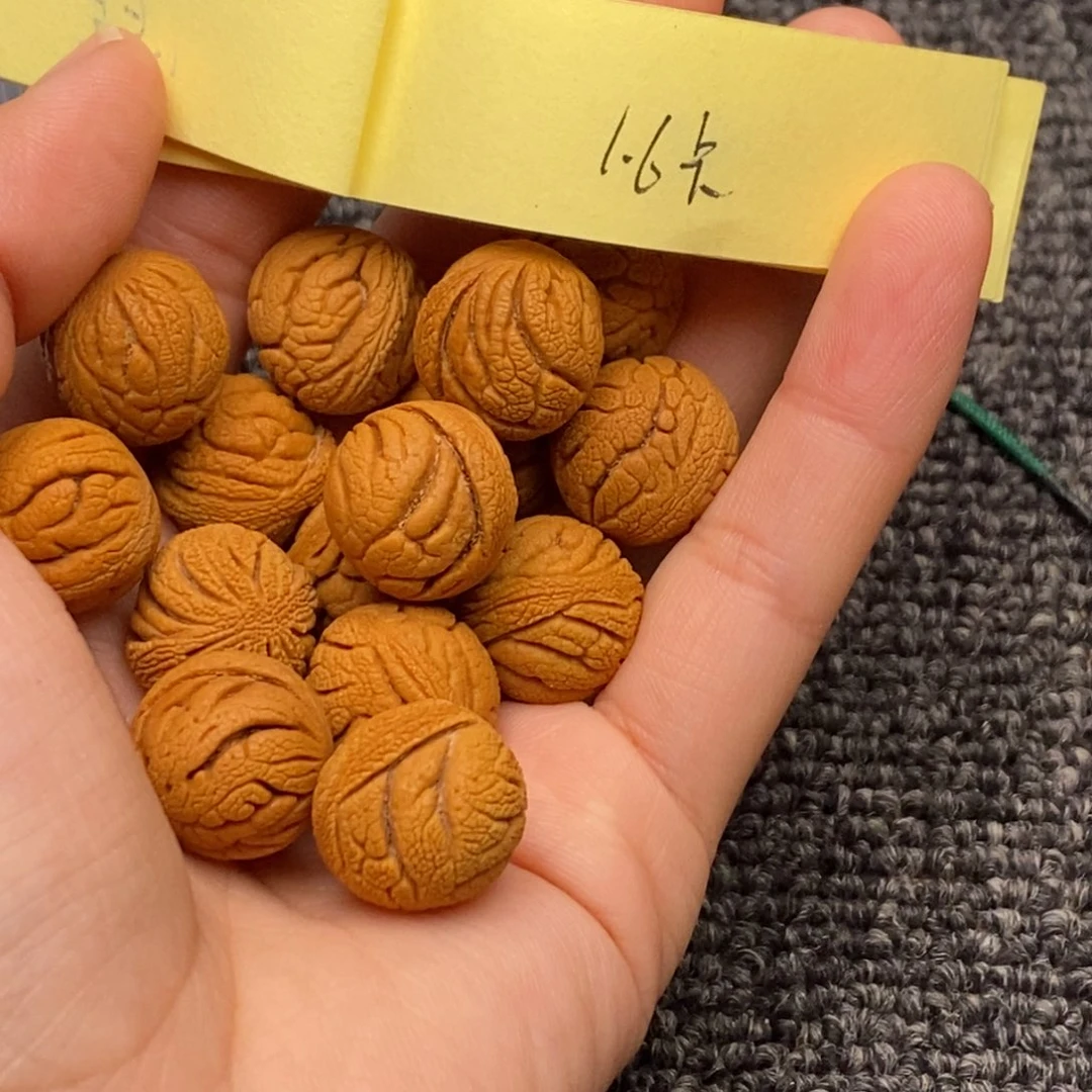 秦岭山脉龙纹桃核 15