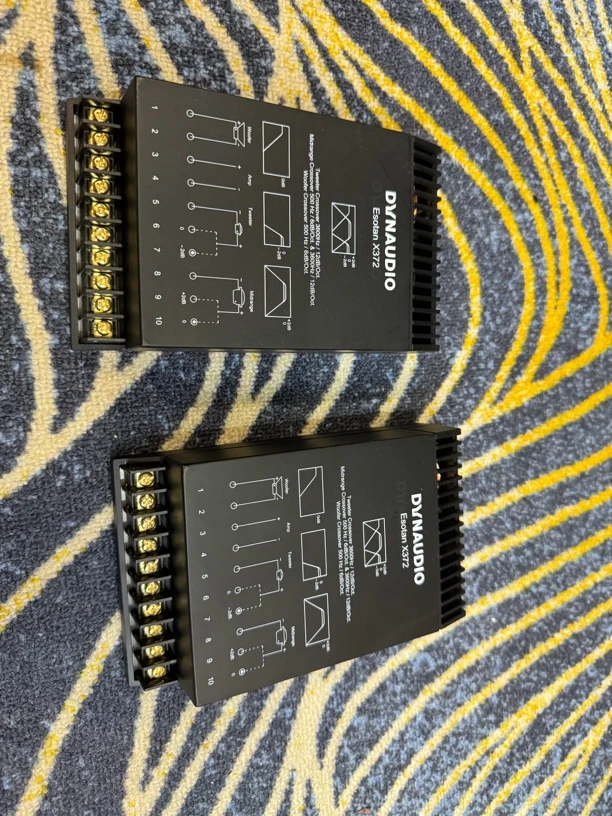 丹拿372三分频喇叭分频器