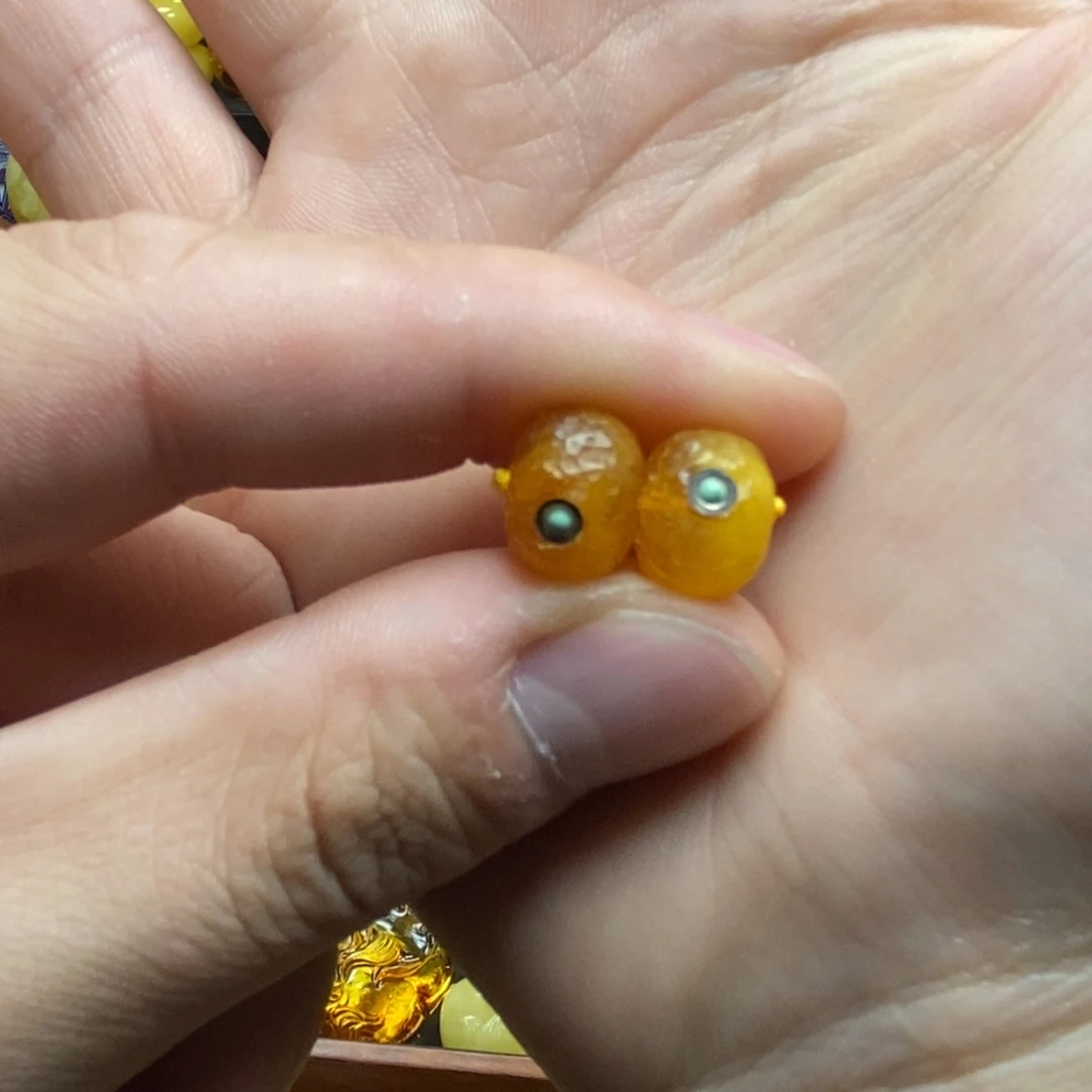 琥珀未镶嵌裸石蜜蜡