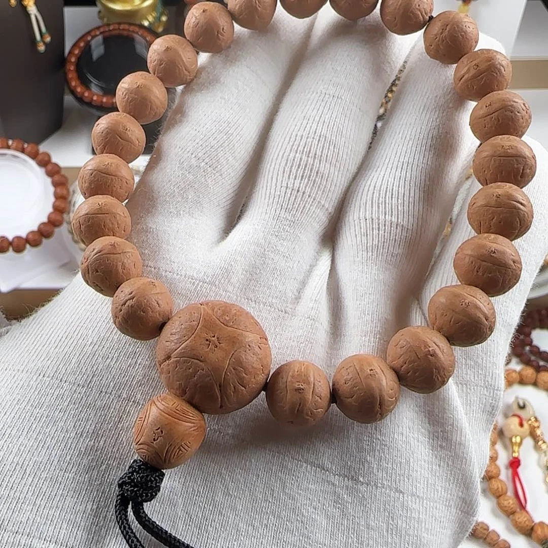 凤眼菩提手串天花板级别实心籽卡11.3左右