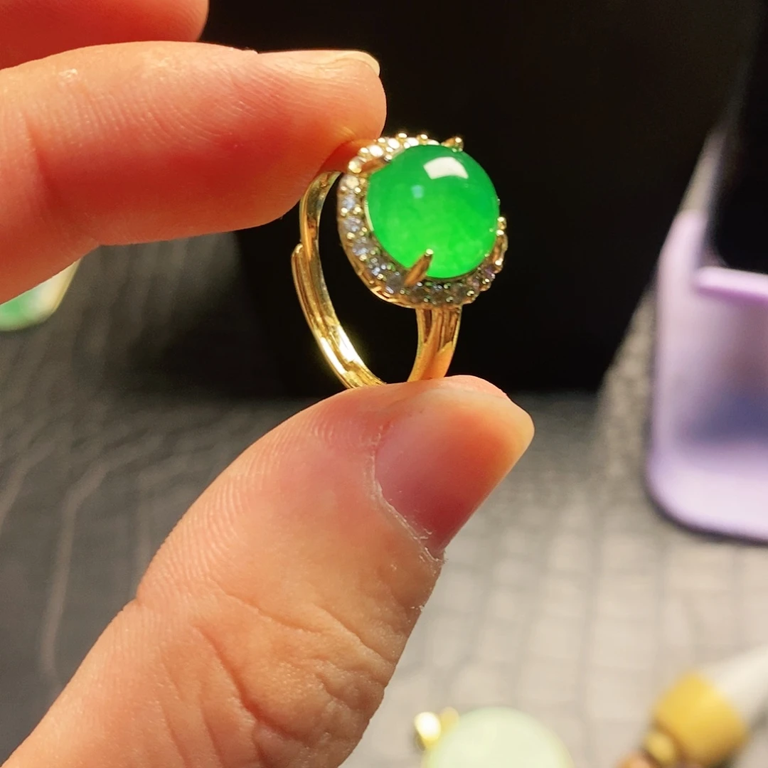 翡翠14K金镶嵌颈饰戒指