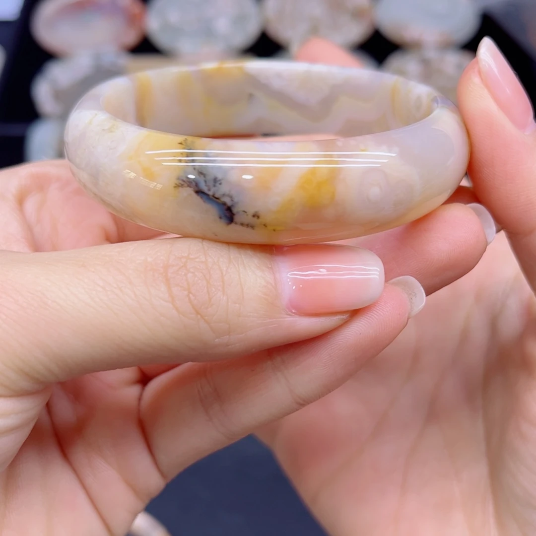 玛瑙/玉髓未镶嵌手镯61