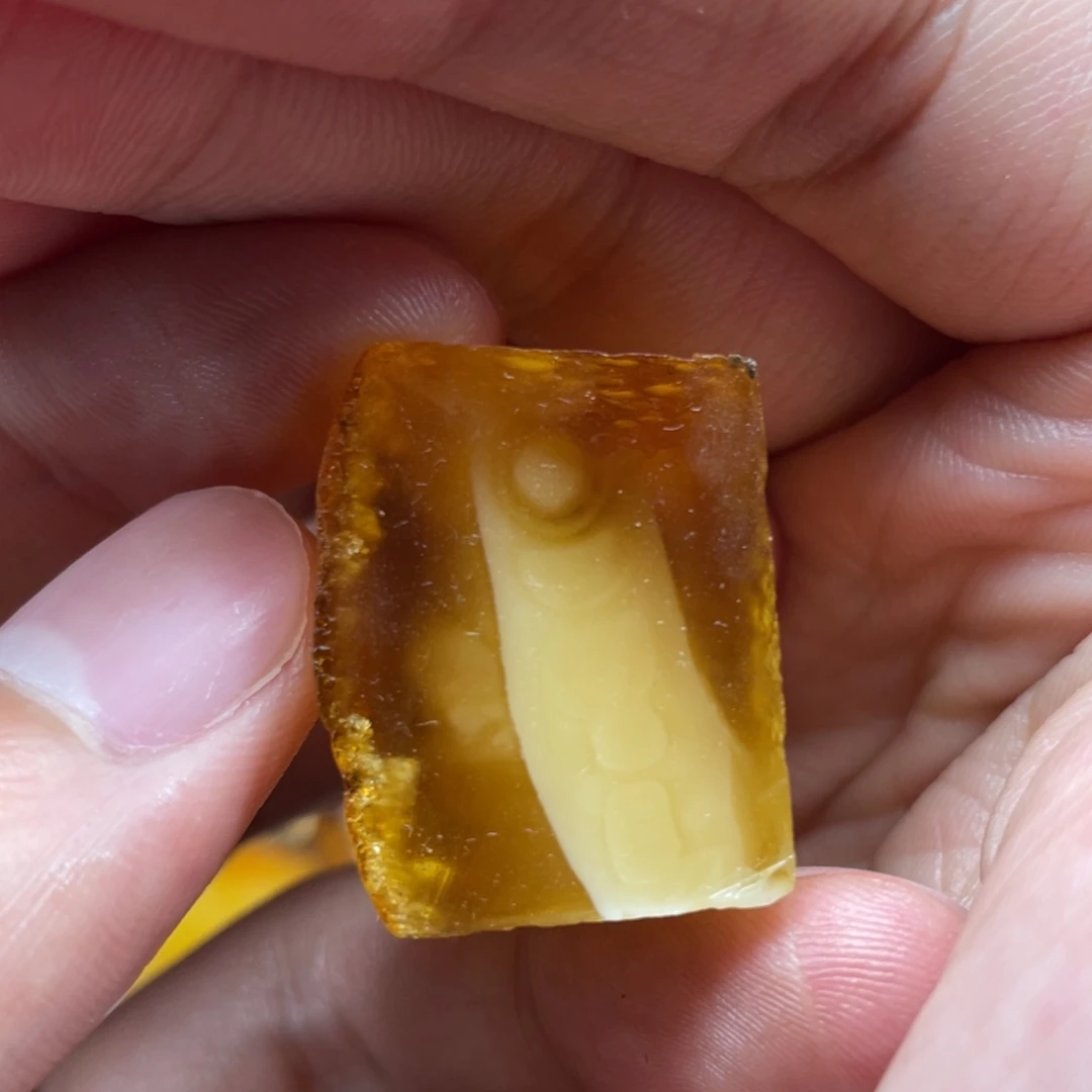 定制琥珀天然蜜蜡