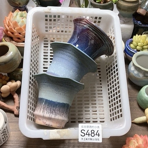 紫砂花盆484微瑕品口径10厘米左右