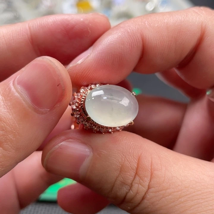 翡翠未镶嵌戒指缅甸天然翡翠