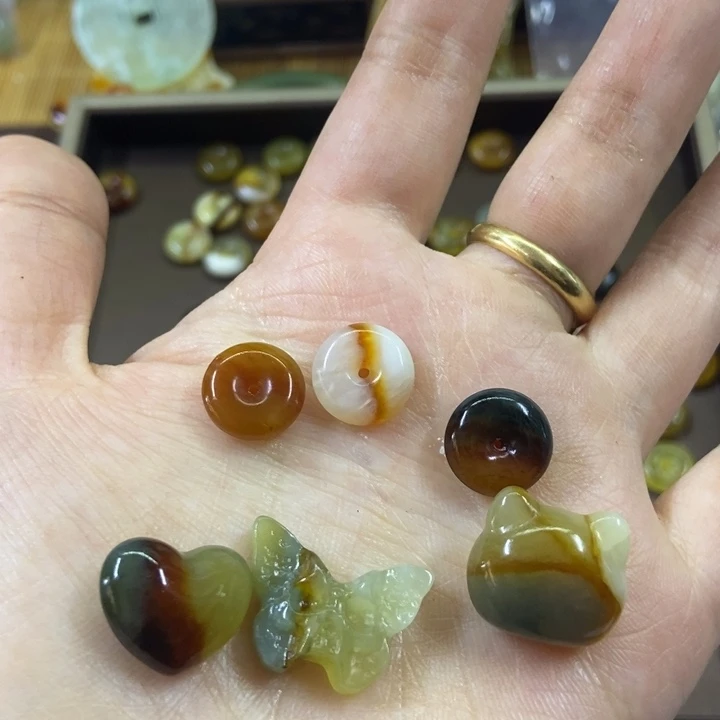 蛇纹石玉配件未镶嵌李***师