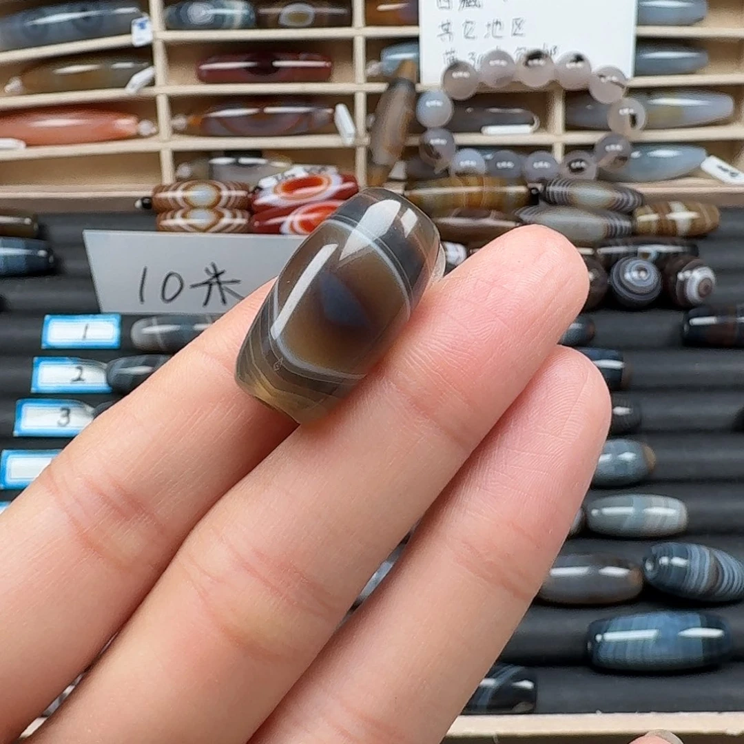 抖***抖玛瑙/玉髓未镶嵌颈饰