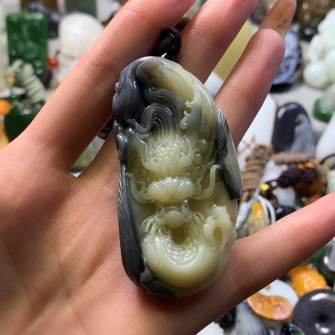 颈饰未镶嵌和田玉