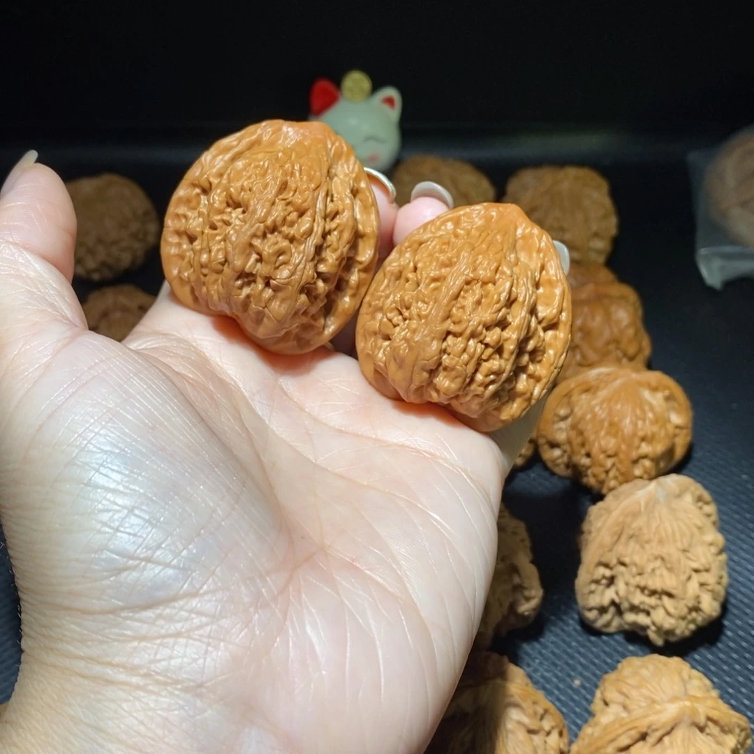 文玩核桃把件望月
