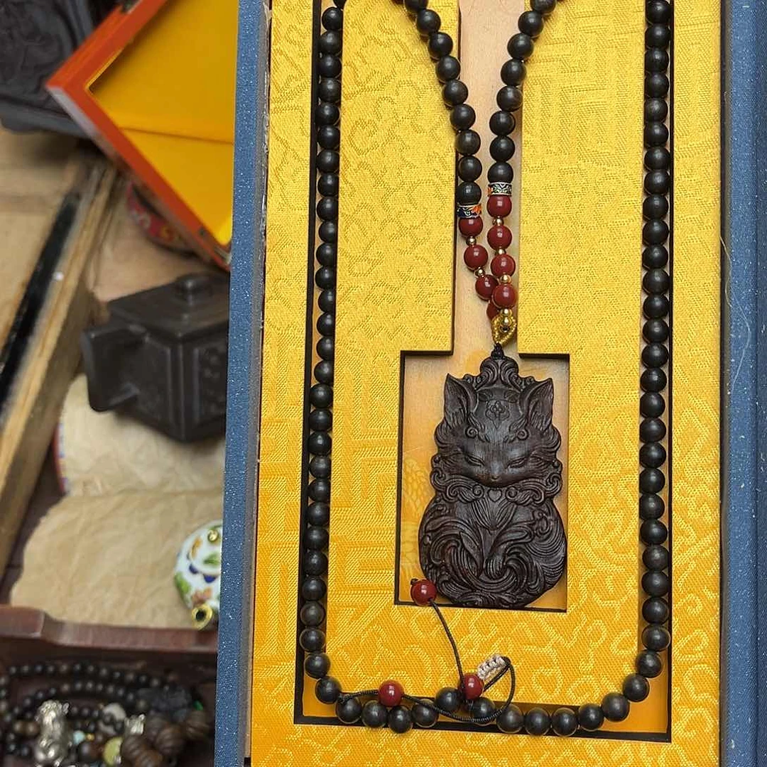 大叶紫檀（黑酸枝木类）