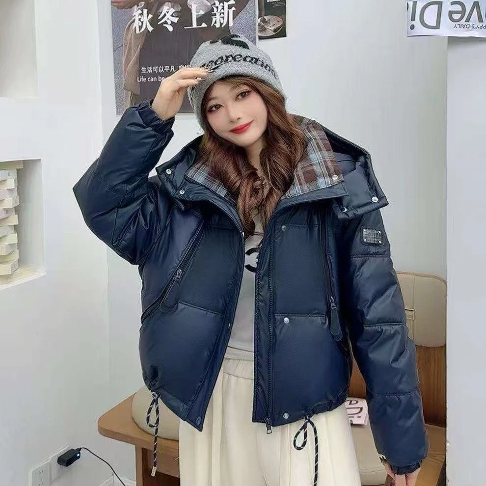 冬季新款短款连帽时尚PU皮拼接特价棉服8935