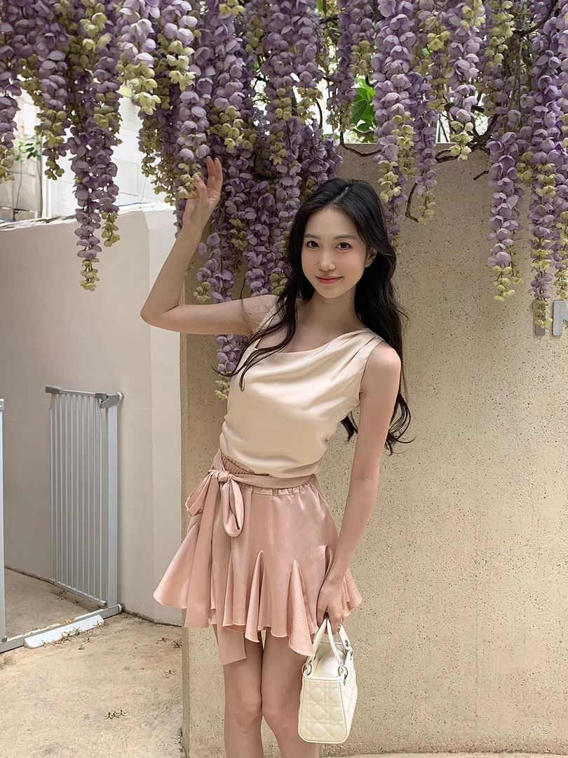 轻颜韩女 缎面皱褶荡领上衣半身裙套装气质时尚两件套