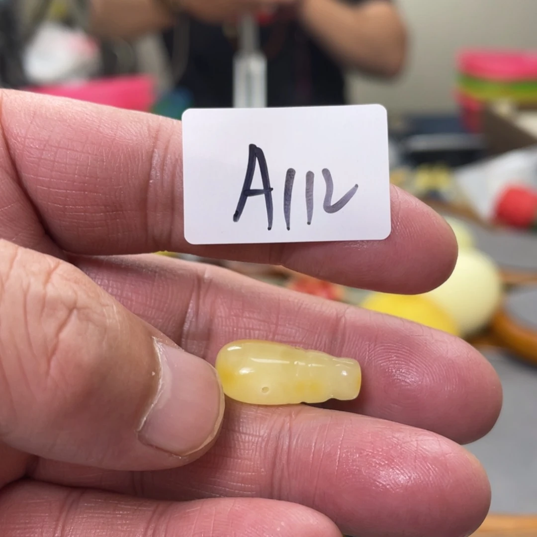 手链琥珀未镶嵌多样性发，发其中一件