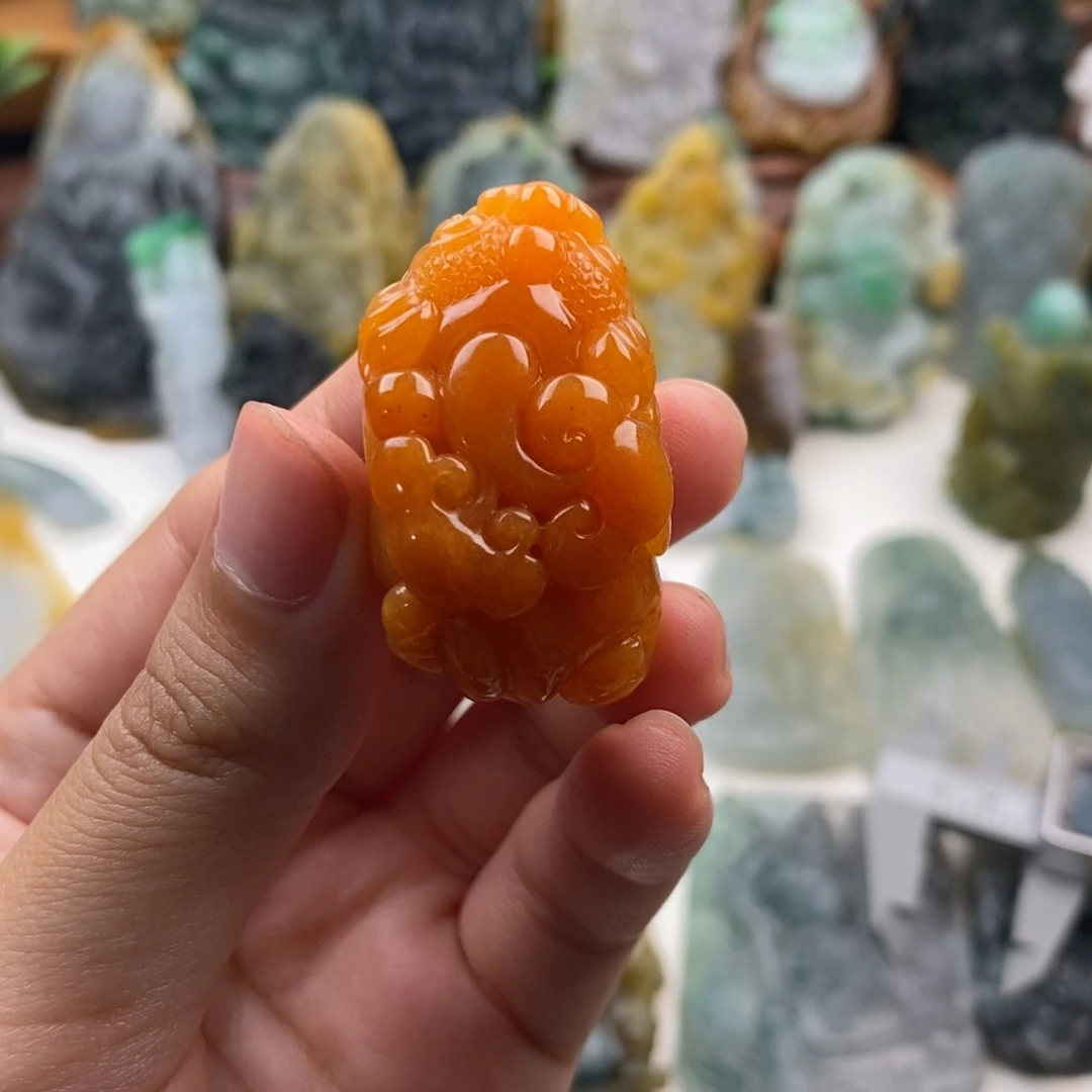 定制翡翠未镶嵌翡翠