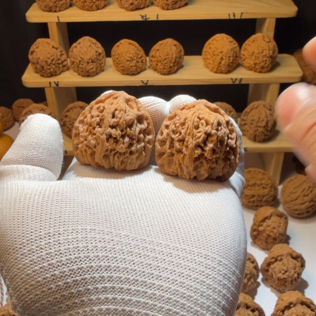 吊坠文玩核桃3号，42万字三角