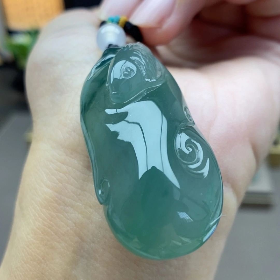 翡翠未镶嵌颈饰吊坠53