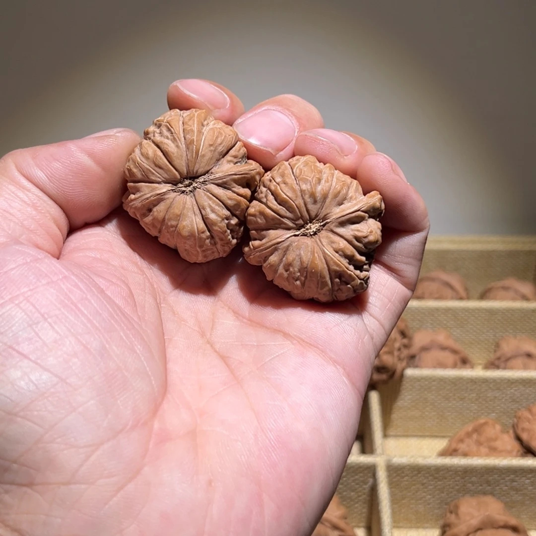 文玩核桃吊坠南瓜墩