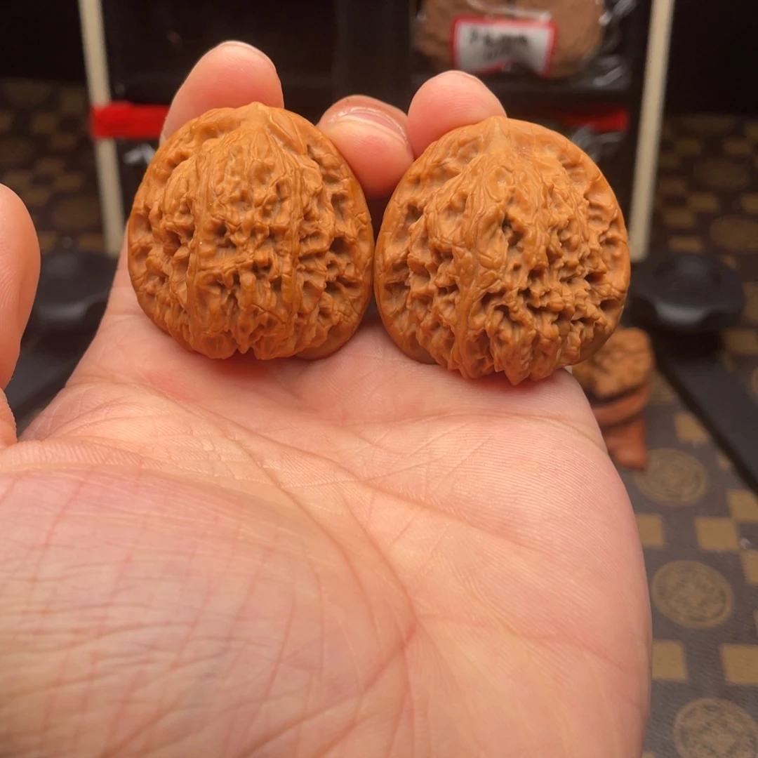 文玩核桃吊坠南疆石有修40