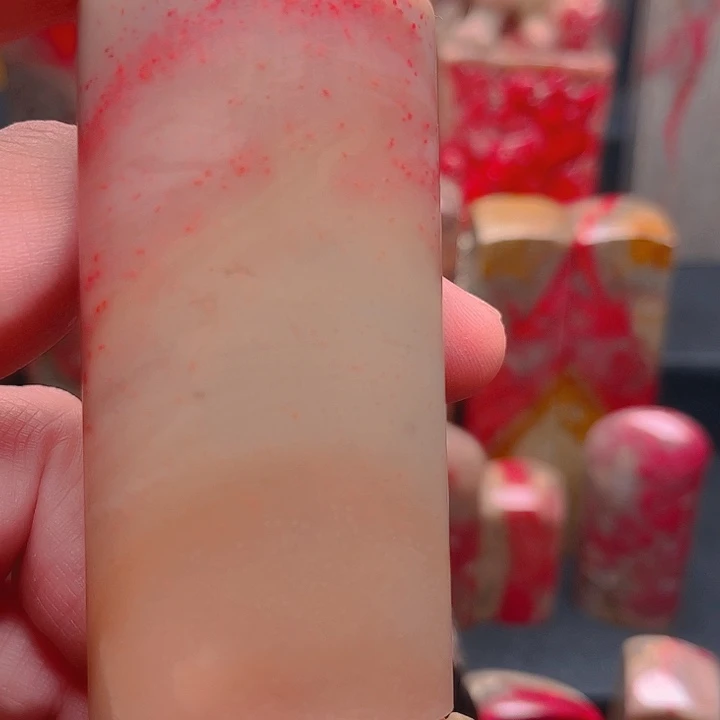 昌化鸡血石靳**美昌化鸡血石质地优良