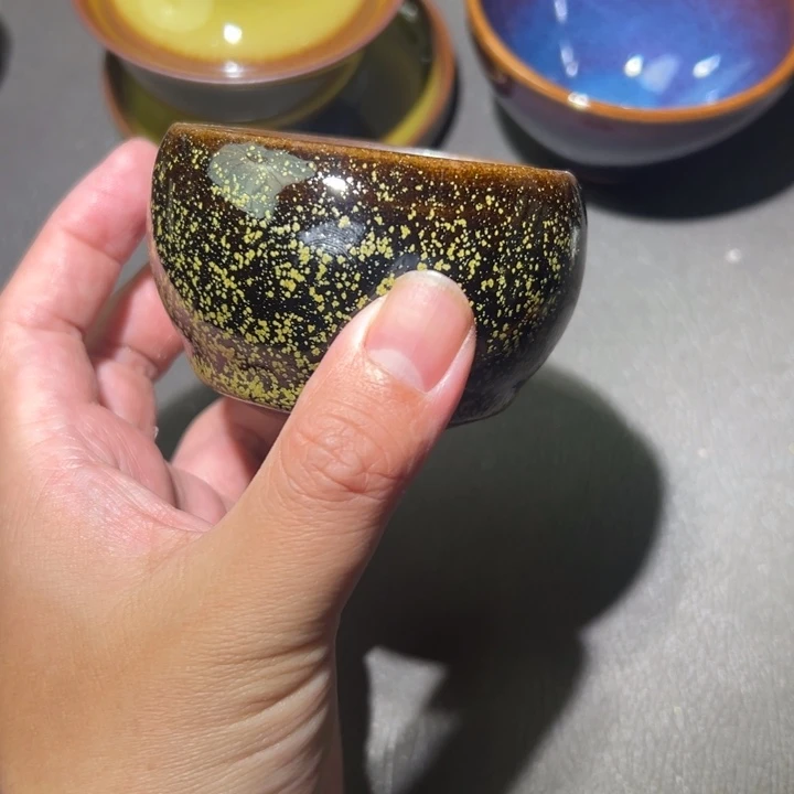 茶盏我想去吃烤鸡啦打