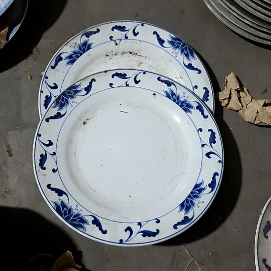 摆件陶瓷盘子碗啥都有