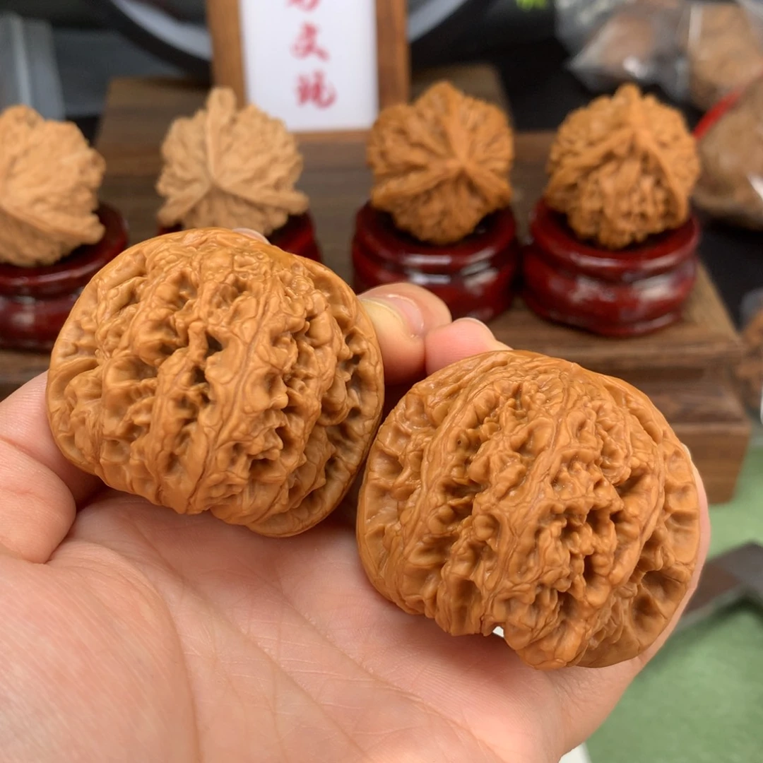 文玩核桃吊坠金*46粗筋