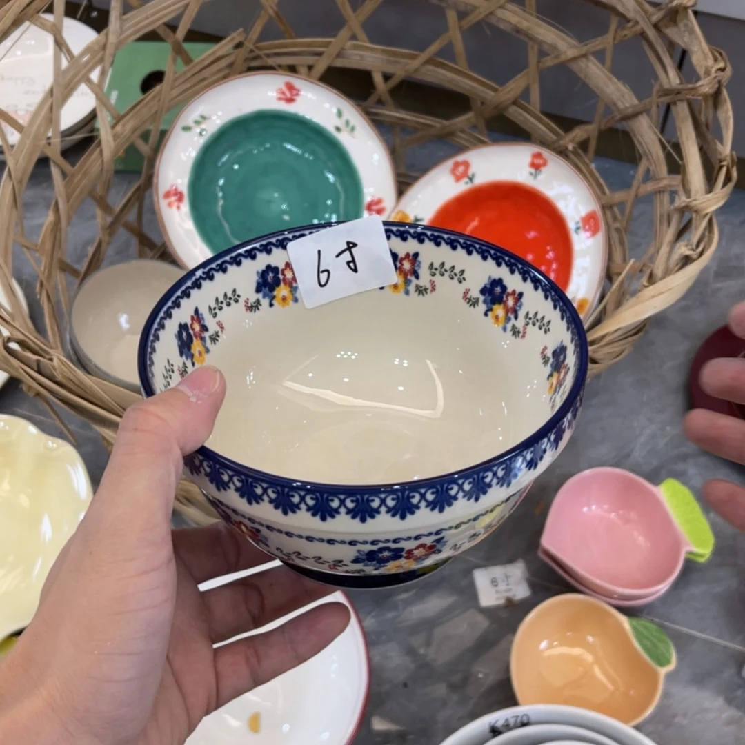 陶瓷微瑕餐具介意勿拍，满18飞！