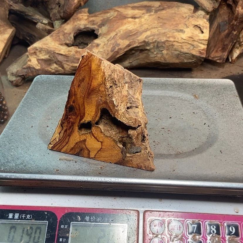 【闪购商品】黄花梨/降香黄檀光*哥