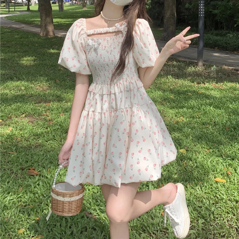 法式碎花连衣裙女裙子可爱短袖收腰显瘦少女裙