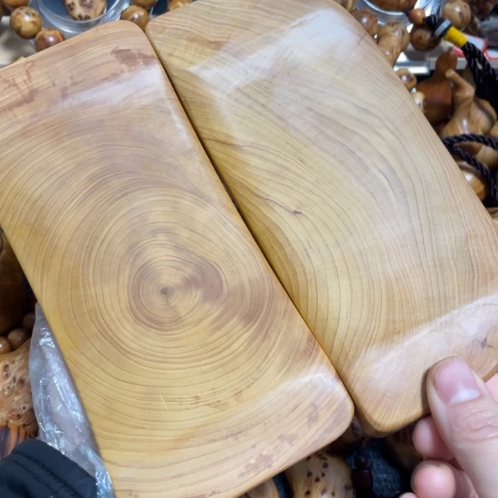 柏木般*太行崖柏手托