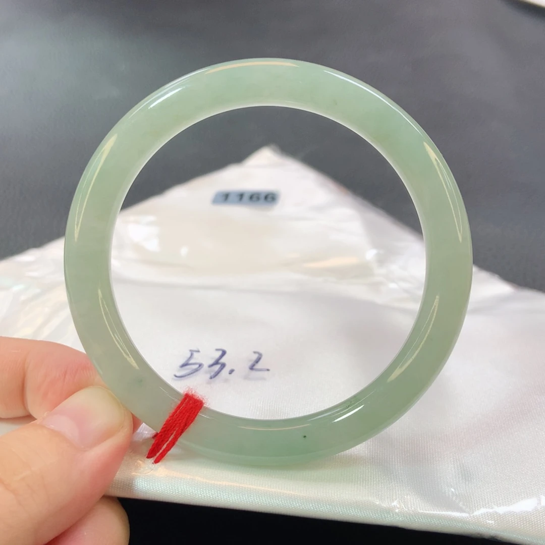翡翠手镯未镶嵌1166号
