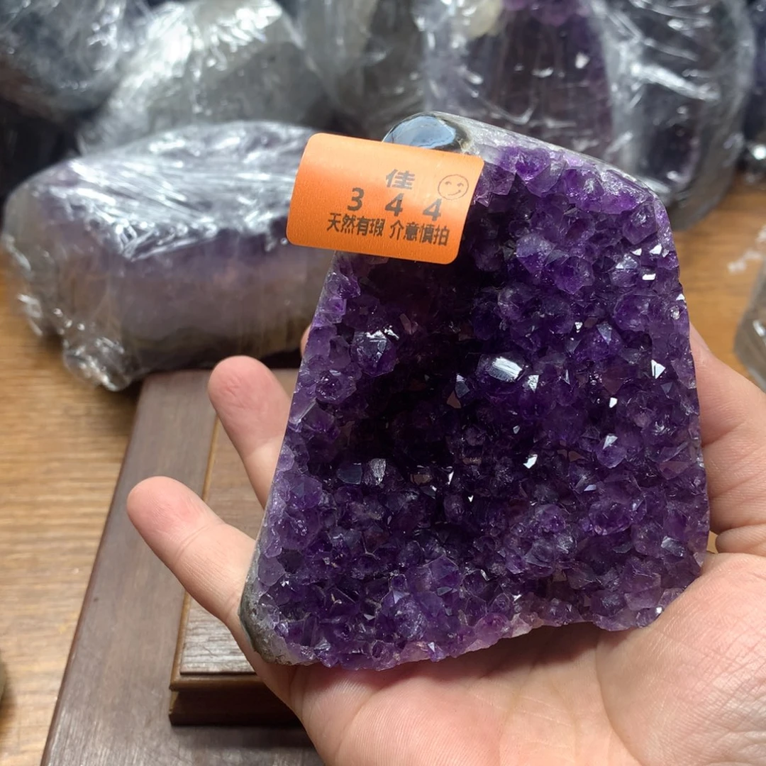水晶大型摆件（非配饰）未镶嵌