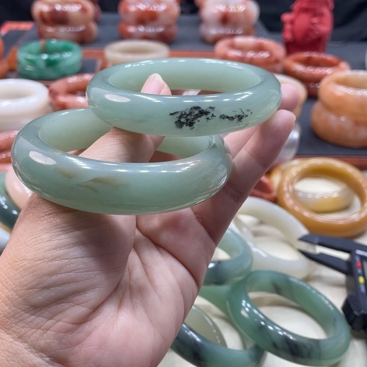 唯***豁石英质玉钛钢珠宝奇石