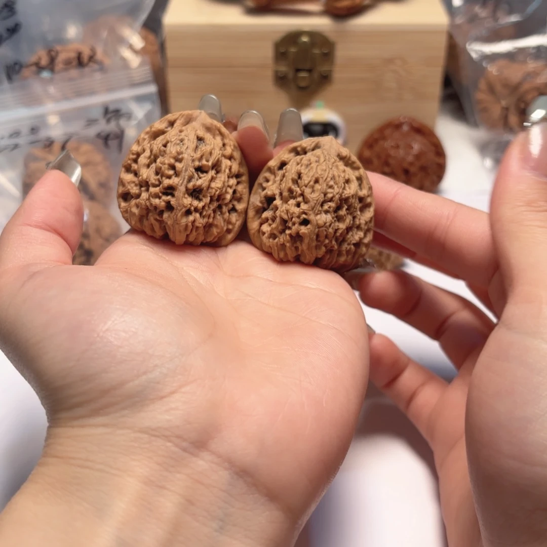 文玩核桃吊坠8号36-37-37