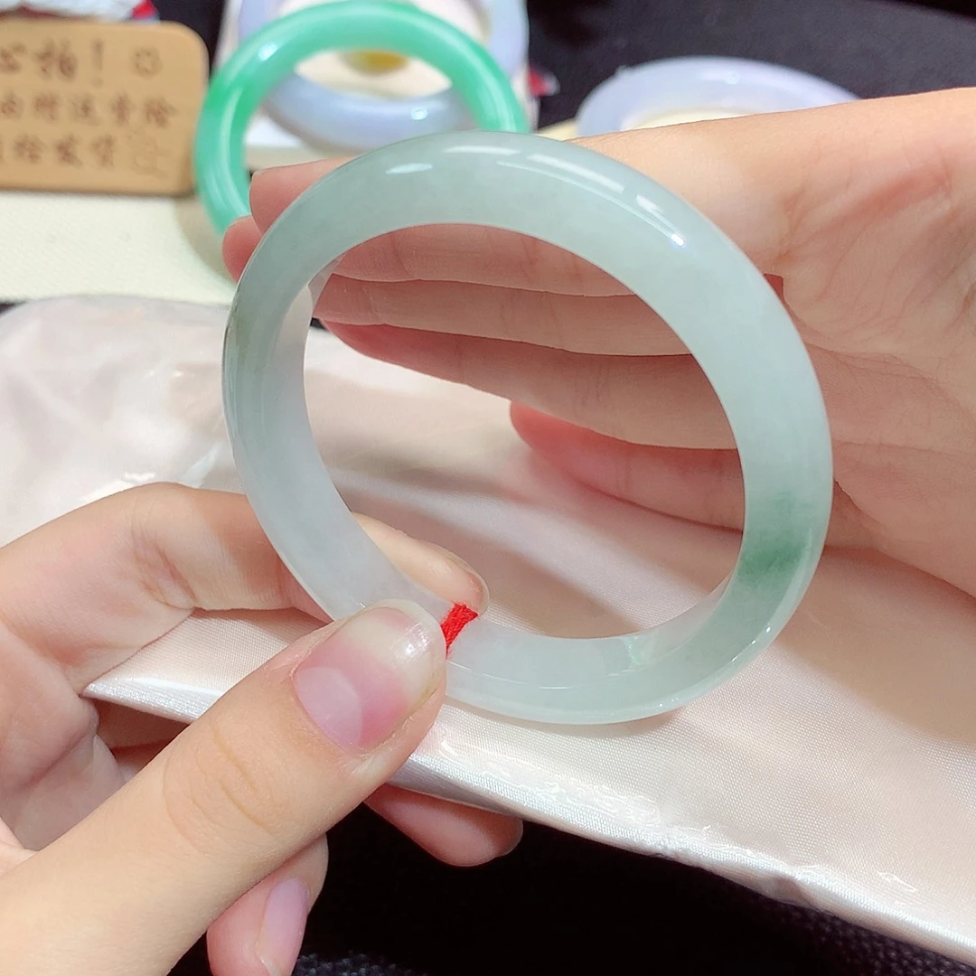 翡翠未镶嵌手镯1229