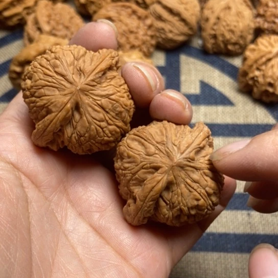 吊坠文玩核桃泥鳅背全品