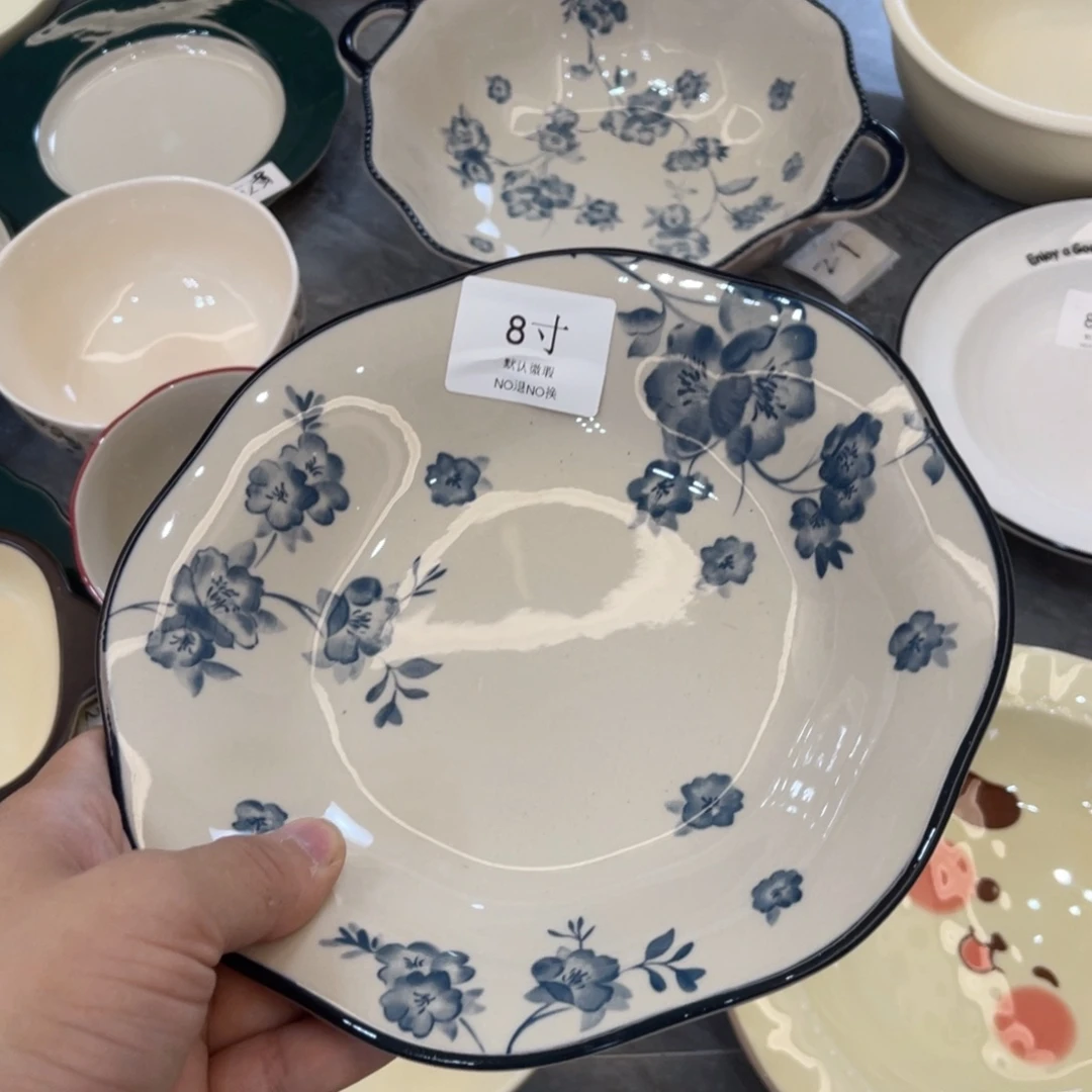 陶瓷微瑕餐具介意勿拍，满18飞！