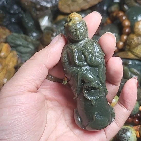 岫岩河磨玉（透闪石质玉）未镶嵌挂件