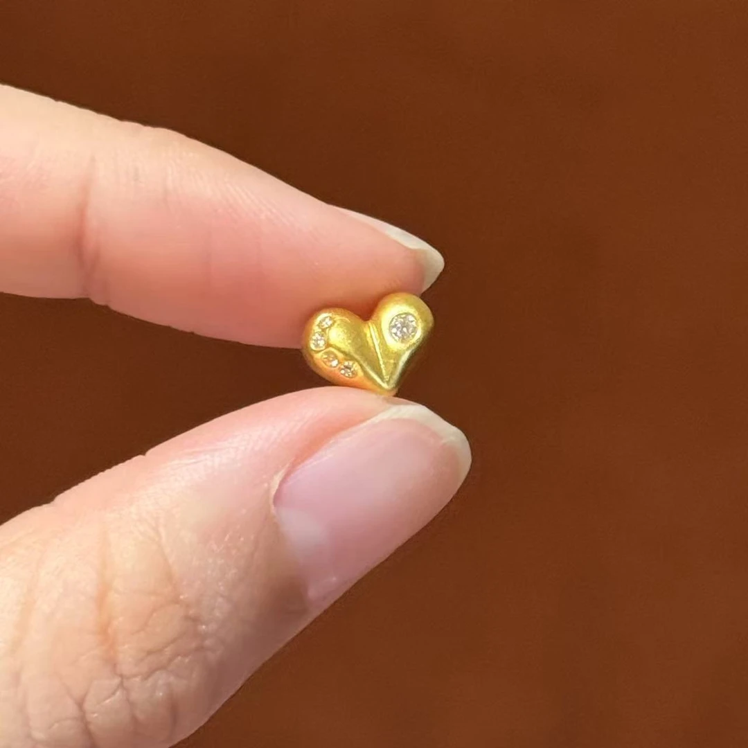 贝贝黄金 足金999 小屁桃 点钻  中穿 5D工艺 2 25