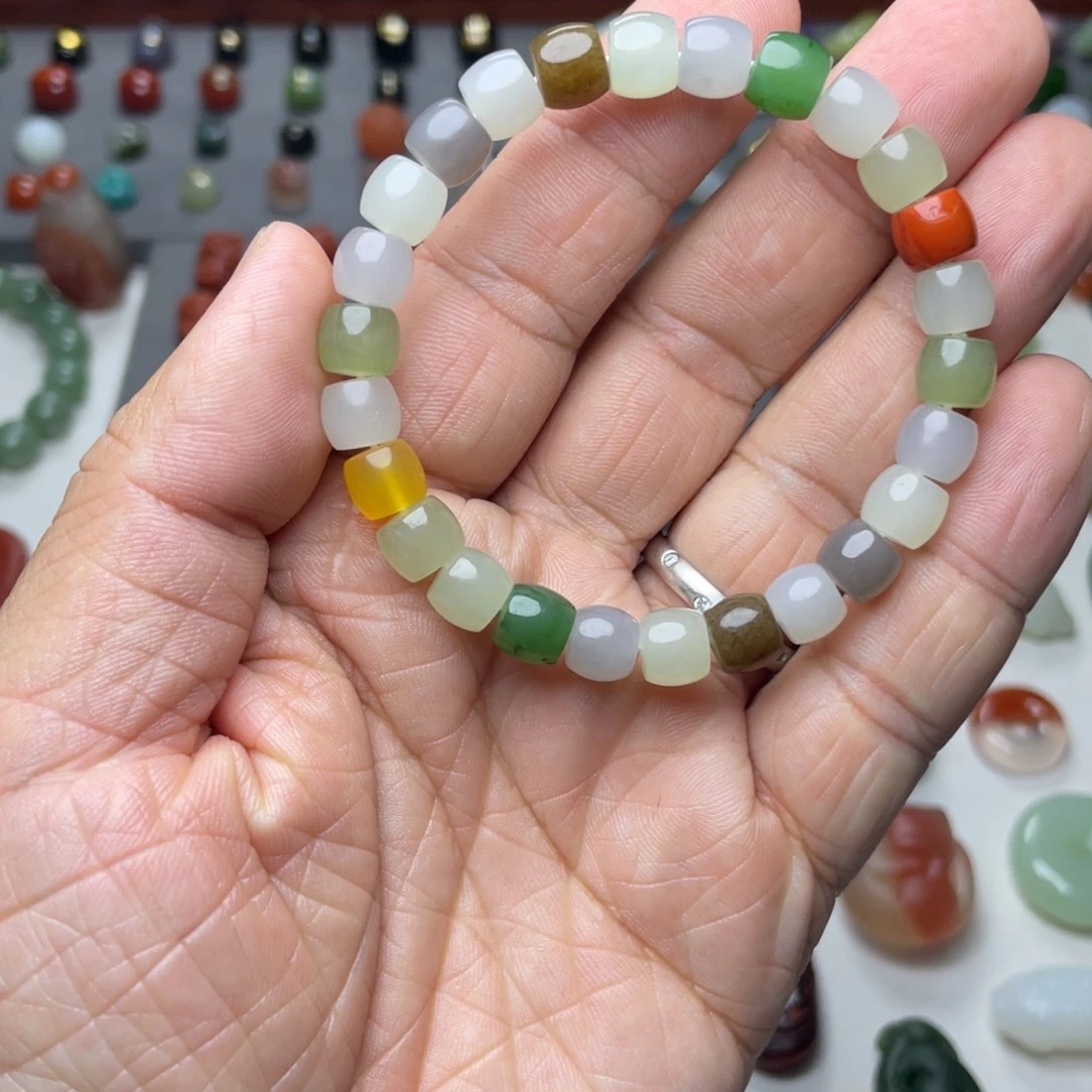 和田玉未镶嵌颈饰8*7mm