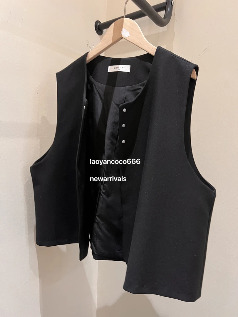 大葱【就一件铆钉马甲】