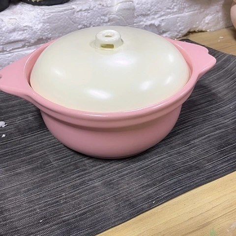 微瑕，明火，口径20高度9配奶油盖