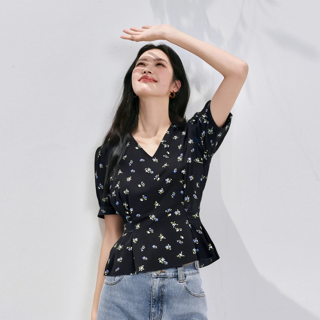 *伊芙丽系带收腰碎花V领气质法式短袖衬衫女2025夏季1G4921701