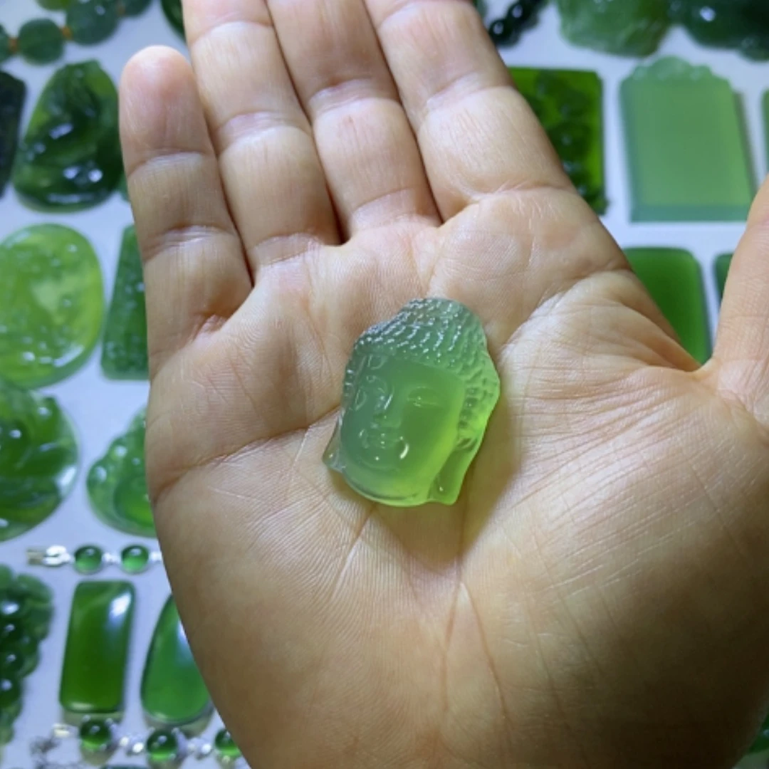 【闪购商品】未镶嵌蛇纹石玉颈饰