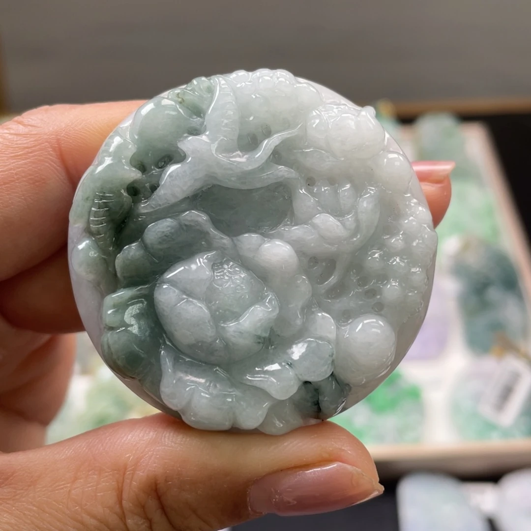 翡翠吊坠(不含链)未镶嵌